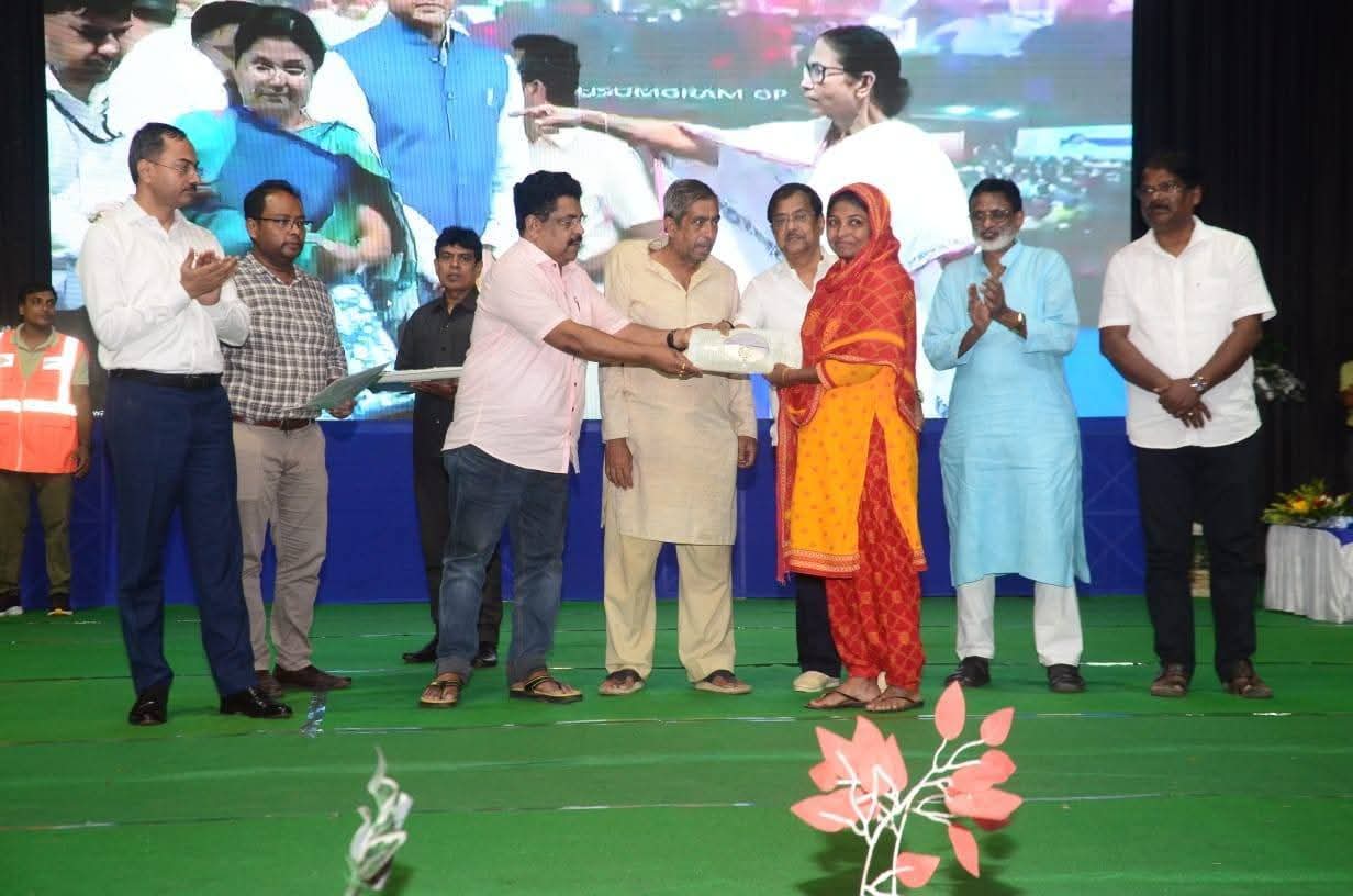 ভার্চুয়াল মাধ্যমে উত্তর ২৪ পরগনা জেলার একাধিক উন্নয়নমূলক পরিষেবার শুভ সূচনা