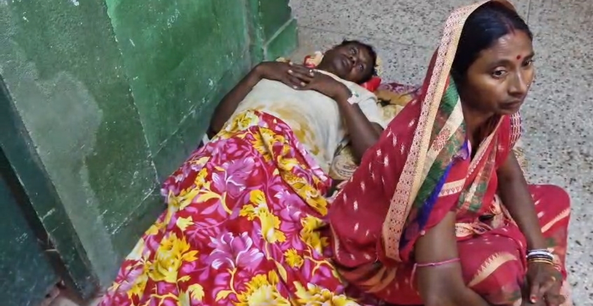 তৃণমূলের হাতে আক্রান্ত তৃণমূল কর্মী