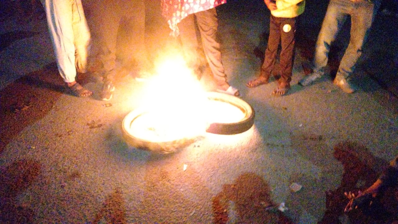 ফের পুলিশ আধিকারিকের দাদাগিরি
